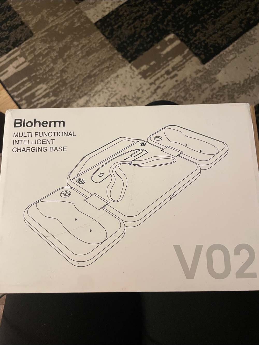 V02 Multi-Functional Intelligent Charging Base - White